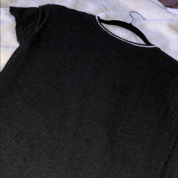 Brandy Melville hardly worn - Picture 3 of 3